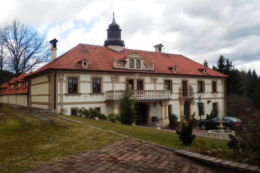 Zamecek Zdiky - Moderni Maly Apartman Bujanov 外观 照片