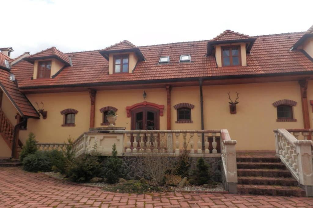 Zamecek Zdiky - Moderni Maly Apartman Bujanov 外观 照片
